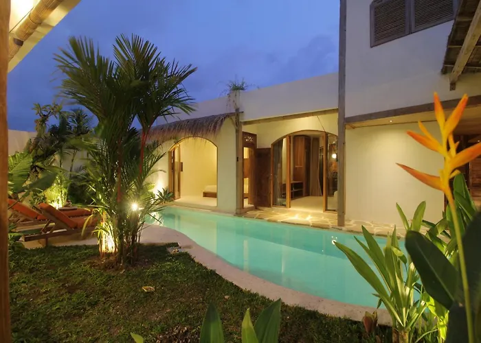 Paradisua By Optimum Bali - Bumbak Street Villa